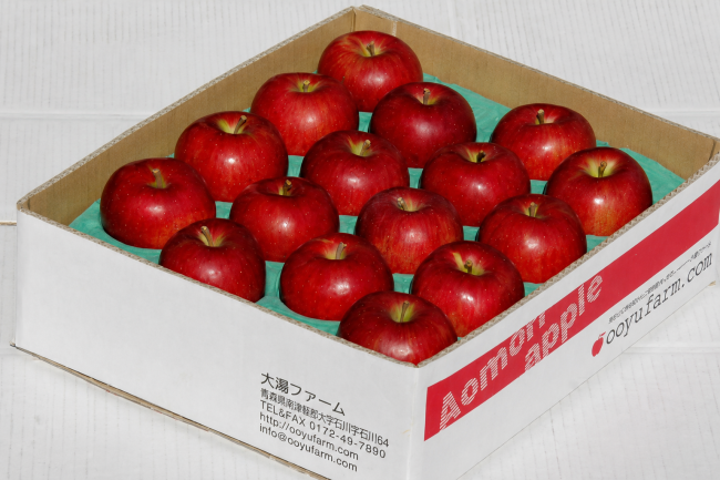 出荷するジョナゴールド